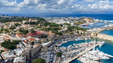 Αεροδρόμιο Ρόδου τουριστική σεζόν αφίξεις