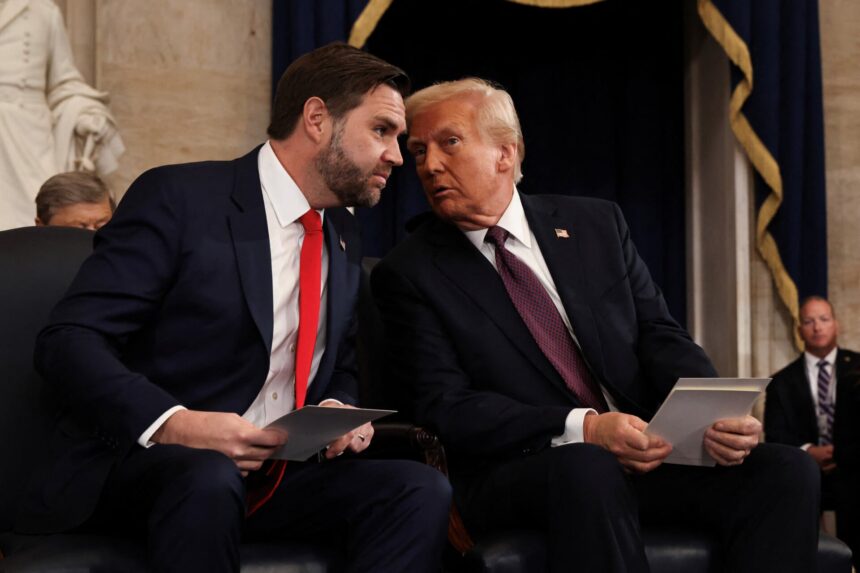 Τζέι Ντι Βανς στο Ισλαμαμπάντ διαπραγματεύσεις