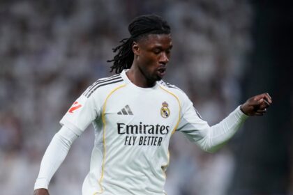 Εντουαρντό Καμαβινγκά Παρί Σεν Ζερμέν μεταγραφή