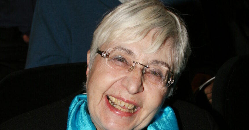 Έφη Παπαθεοδώρου βιντεοκλίπ Ferto Akylas