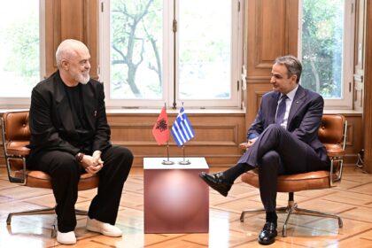 Μητσοτάκης και Ράμα στο Μέγαρο Μαξίμου για Αλβανία ένταξη Ε.Ε.