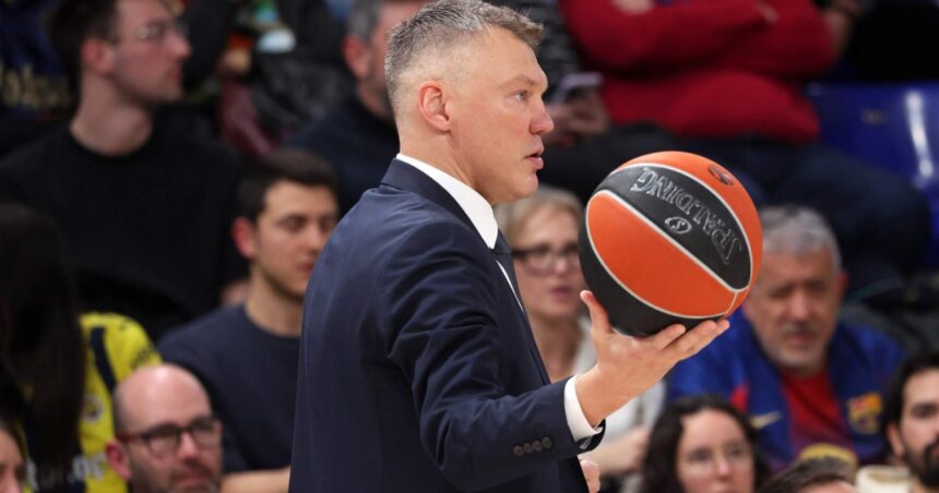 Φενέρμπαχτσε διέψευσε μεταγραφές Φόρεστ Σαργκιούνας