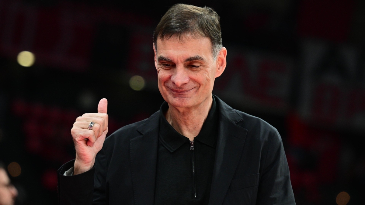 Ολυμπιακός Αρμάνι νίκη στο ΣΕΦ με πρωτιά