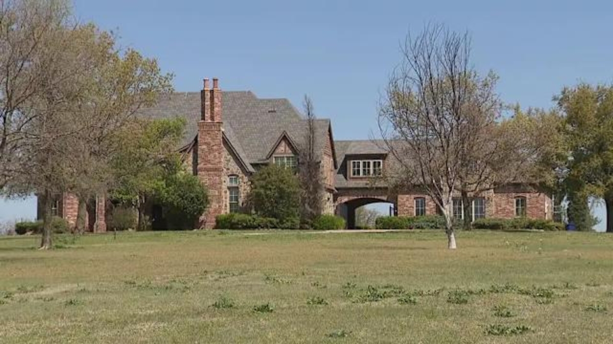 Έπαυλη Τέξας βανδαλισμένη από εφήβους