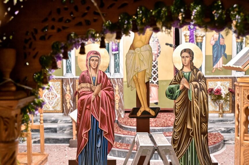 Πρώτη Ανάσταση παραδοσιακά έθιμα Ελλάδα νησιά