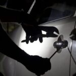 Αστυνομικοί με συλληφθέντες διαρρήξεις αυτοκινήτων Θεσσαλονίκη