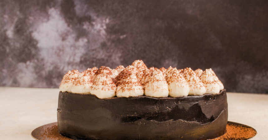 φρέσκα brookies γλυκό με λιωμένη σοκολάτα