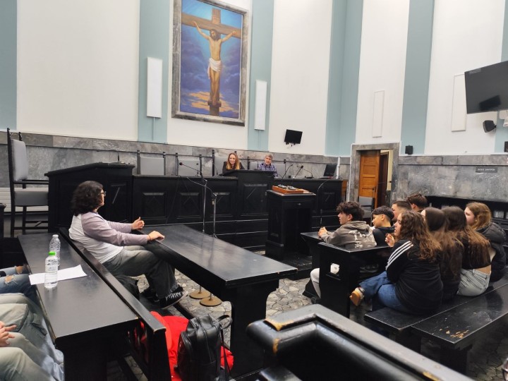 Μαθητές στο Δικαστικό Μέγαρο Ρόδου ξενάγηση