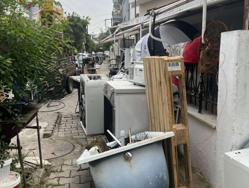 σκραπ μέταλλα Μενεμένη σύλληψη