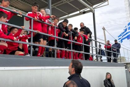 Παιδιά στην Ημέρα Ποδηλάτου στον Πειραιά