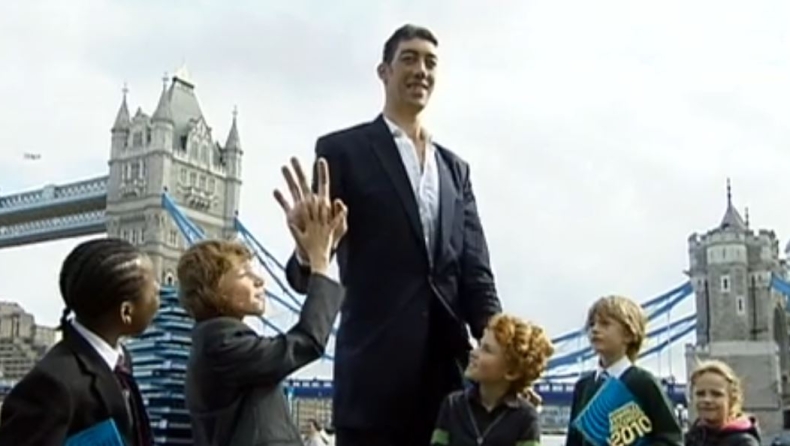 Σουλτάν Κόσεν ψηλότερος άνθρωπος