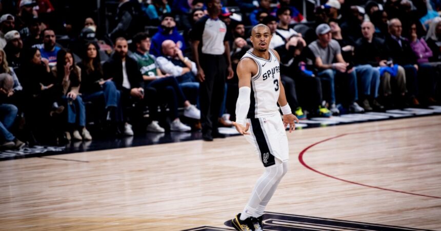 Κέλντον Τζόνσον MVP έκτος παίκτης Spurs