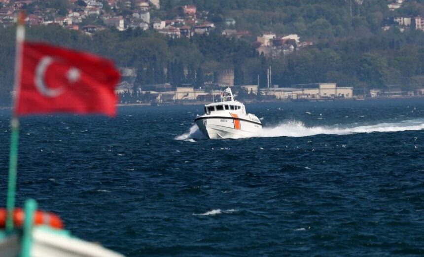 Τουρκική ακταιωρός απειλή στα Ίμια με ψαράδες