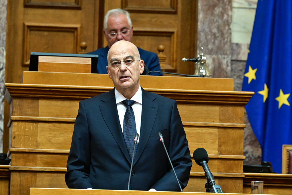 Μνημείο Κωνσταντίνου Ηλιάκη στην Κάρπαθο