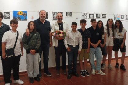 μαθητές έκθεση χαρακτικής Ρόδο Κατάλυμα Αγγλίας