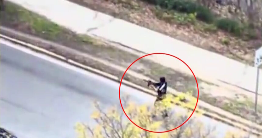 Πυροβολισμοί Memorial Drive Κέιμπριτζ με Τάιλερ Μπράουν