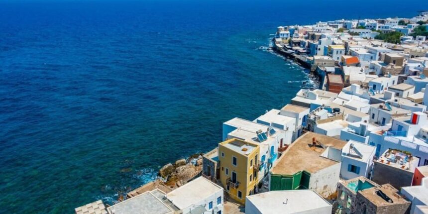 Νίσυρος κορυφαίο νησί ηφαιστειακό τοπίο