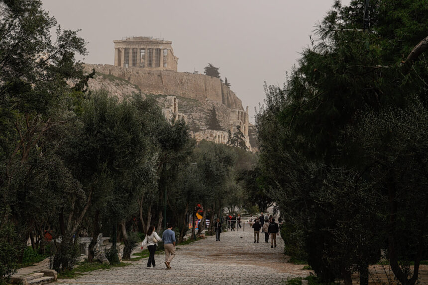 Αφρικανική σκόνη Σαχάρα επηρεάζει Ελλάδα