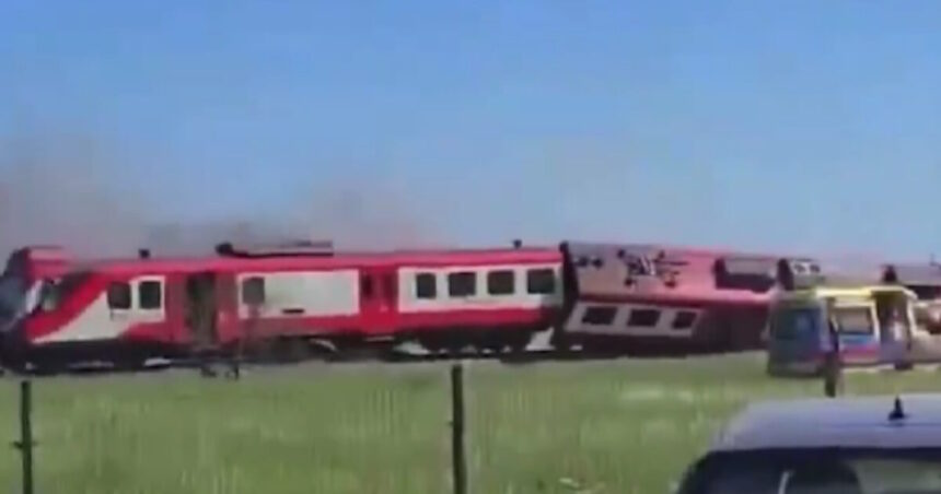 τρένο συγκρούστηκε με φορτηγό κοντά Πόζναν