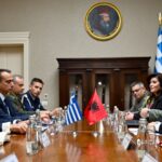 Δένδιας αμυντική συνεργασία στα Τίρανα