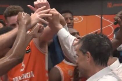 Βαλένθια πάρτι με σαμπάνια στον Μάρτινεθ