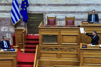 επαναπροσέγγιση κεντρώων ψηφοφόρων ΝΔ