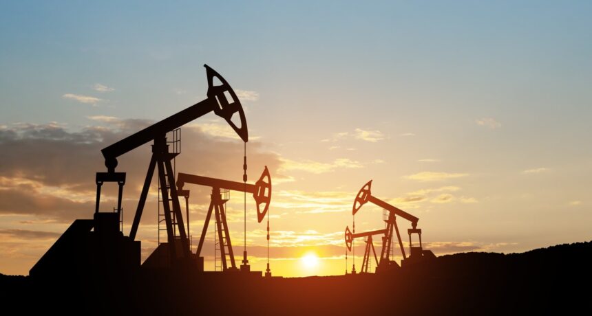 μείωση αποθεμάτων πετρελαίου IEA και Στενά Ορμούζ