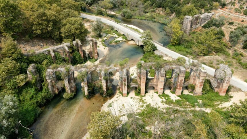 Ρωμαϊκό Υδραγωγείο Νικόπολης, καμάρα και αγωγός