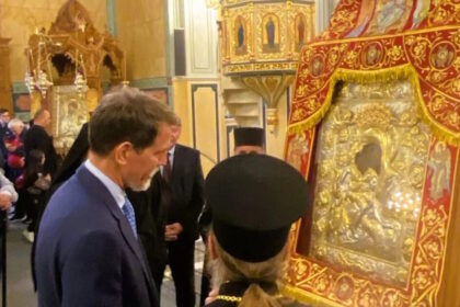 Παρών ο Παύλος Ντε Γκρες στην εικόνα Άξιον Εστί