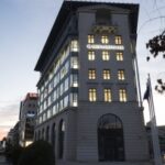 Βαν με μετανάστες εξετράπη κοντά Μαυροκλήσι