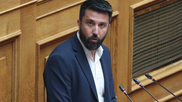 Φερχάτ Οζγκιούρ ανεξαρτητοποίηση ανακοίνωση 15/05/2026