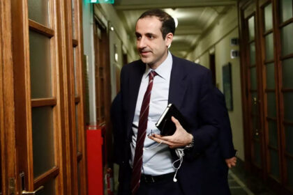 Γρηγόρης Δημητριάδης συνέντευξη προστασία κυβέρνησης