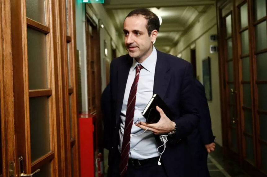 Γρηγόρης Δημητριάδης συνέντευξη προστασία κυβέρνησης