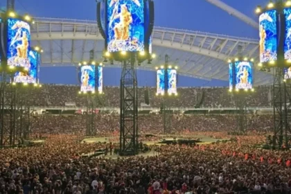 Metallica ΟΑΚΑ συναυλία 90.000 θεατές