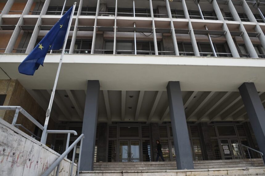 ηδονοβλεψία ΔΑΚ Καλαμαριάς κατηγορούμενος 37χρονος