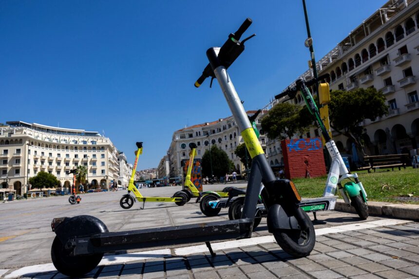 ηλεκτρικό πατίνι μεταφορά παράνομων μεταναστών Θεσσαλονίκη