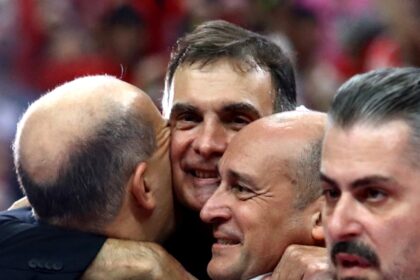 Ολυμπιακός EuroLeague τρόπαιο και γιορτή