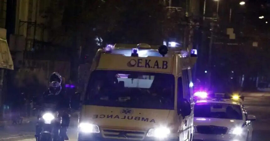 Τροχαίο στη λεωφόρο Αλεξάνδρας με μηχανή που παρέσυρε πεζό