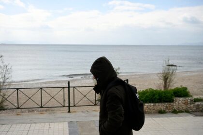 Πρωτομαγιά κρύο και κίνηση στους δρόμους