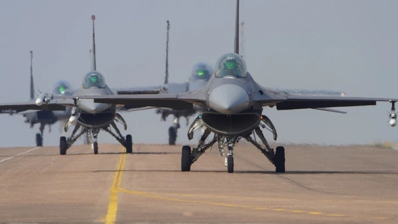 τουρκικά F-16 CN-235 πάνω από Αιγαίο