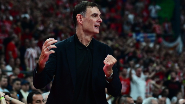 Ολυμπιακός EuroLeague τρόπαιο και γιορτή