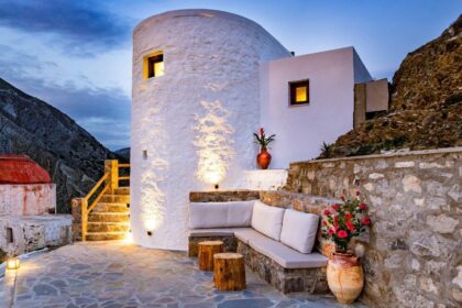 Liogerma Olympos ανεμόμυλος με θέα Αιγαίο