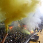 Μάριος Ηλιόπουλος στην Allwyn Arena με τους οπαδούς της ΑΕΚ