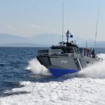 ρυμουλκό Μακρόνησος 7μελές πλήρωμα προσάραξη
