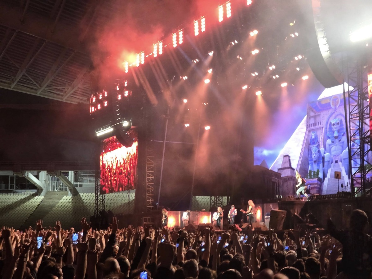 Iron Maiden στο ΟΑΚΑ με 50.000 θαυμαστές