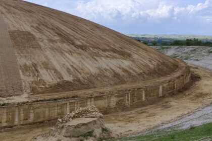 Τύμβος Καστά Αμφίπολη περίβολος 497 μέτρα
