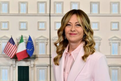 Μελόνι Ρούμπιο στη Ρώμη συζήτηση για Στενά Ορμούζ