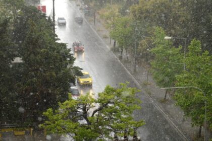 βουτιά θερμοκρασίας και βροχές Πρωτομαγιά