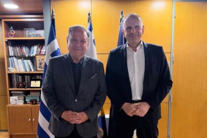 Γεραπετρίτης και Αγγελούδης συζήτηση για ενίσχυση εξωστρέφειας
