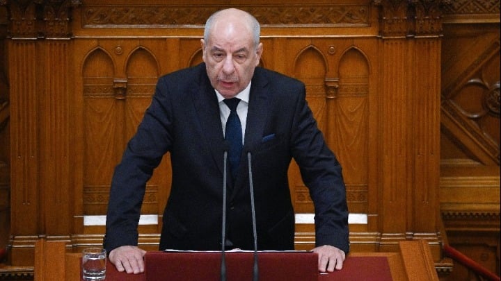 Σούλιοκ αρνείται να παραιτηθεί Σούλιοκ παραιτηθεί